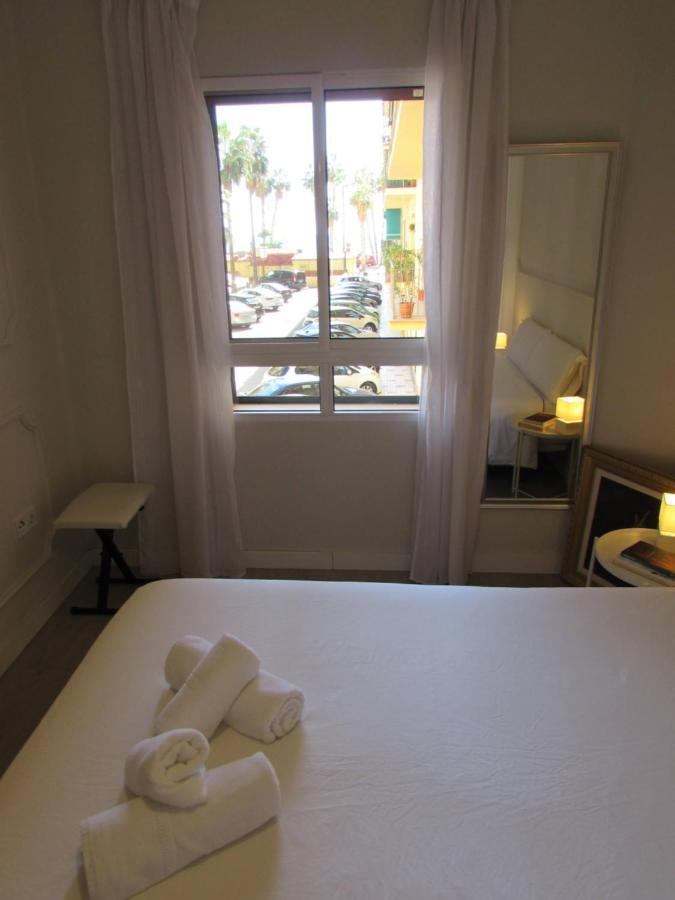 Apartamento A 50 Metros De La Playa Malagueta Con Vistas Al Mar 马拉加 外观 照片